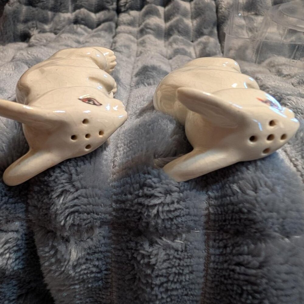 Ceramic Bunny Rabbits - Picture 3 of 3